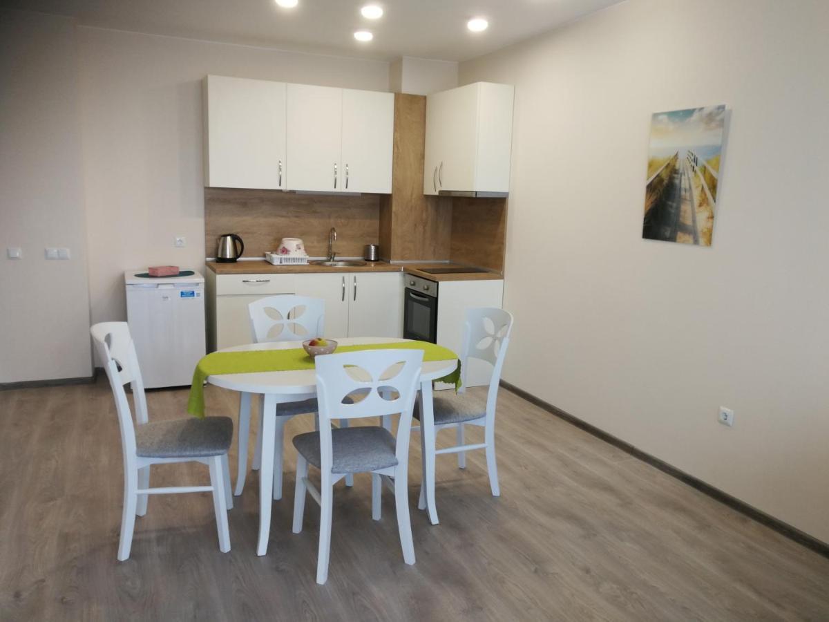 Donchevi Apartments Primorsko Luaran gambar