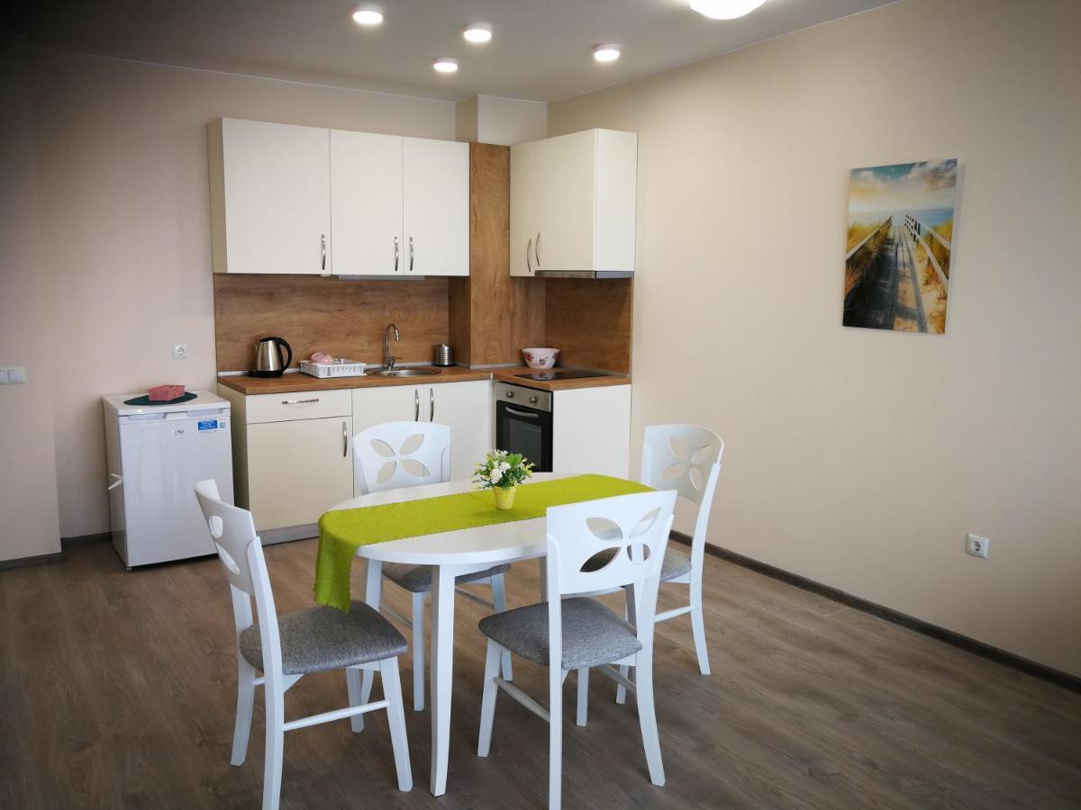 Donchevi Apartments Primorsko Luaran gambar