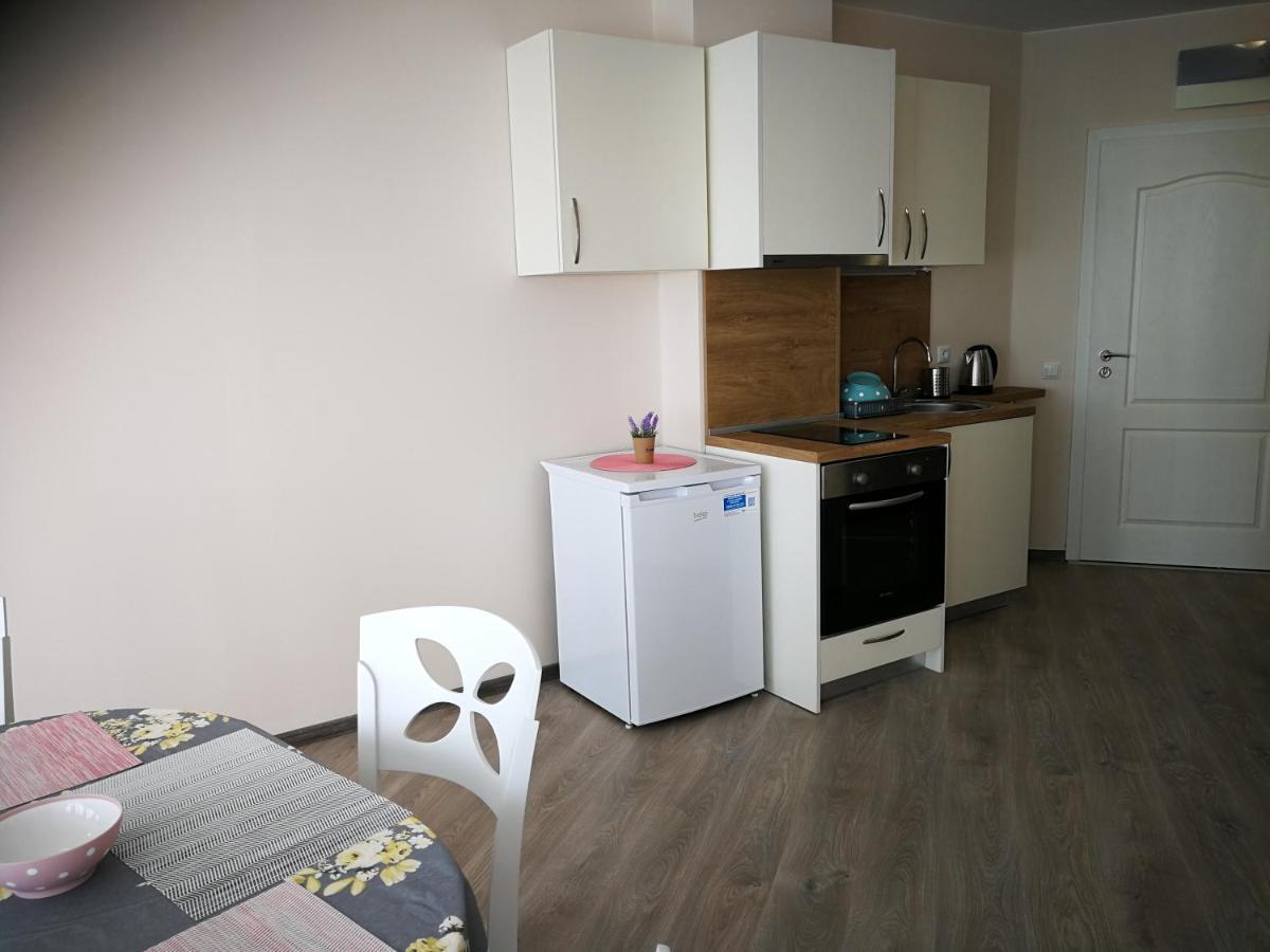 Donchevi Apartments Primorsko Luaran gambar